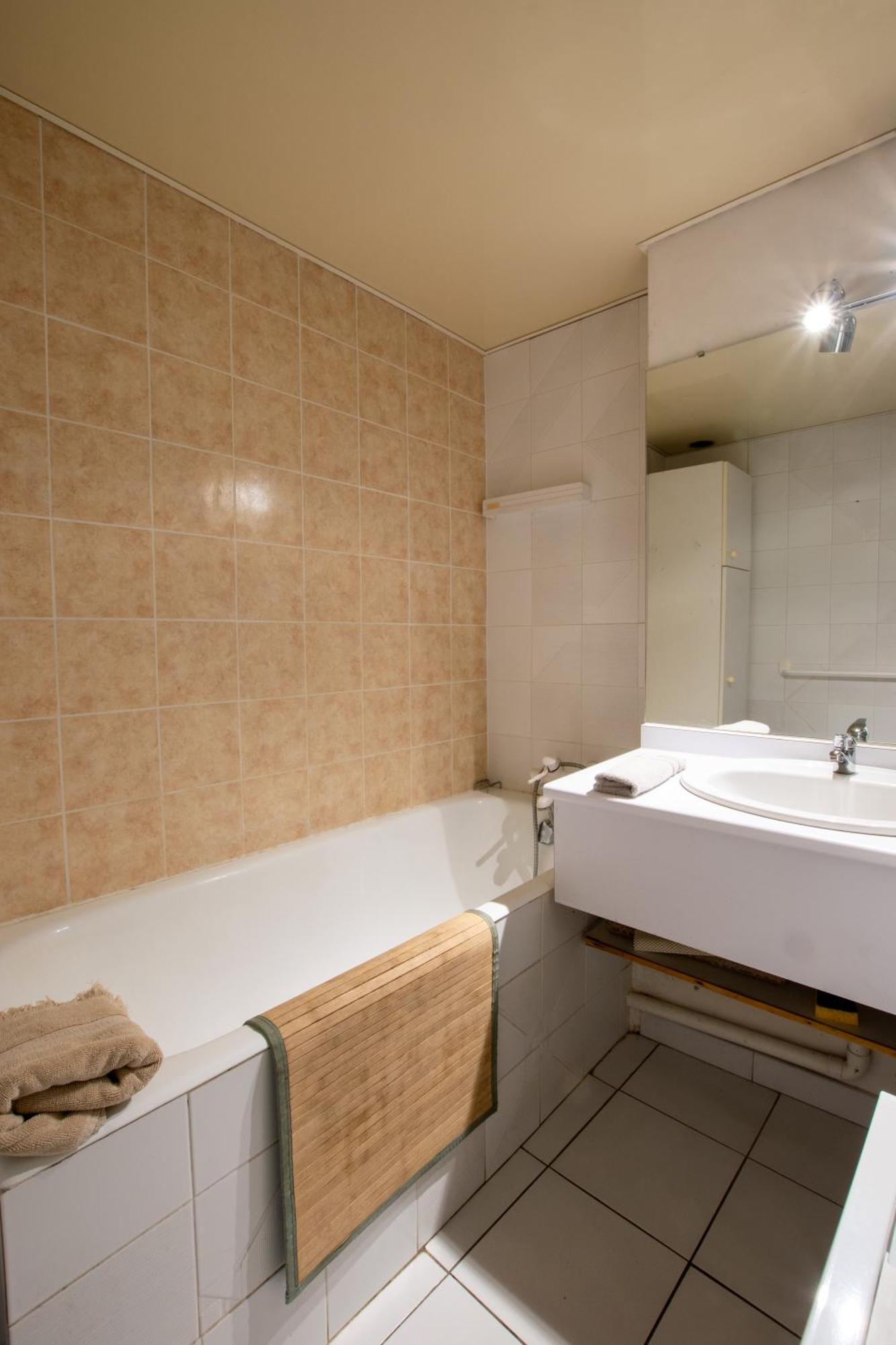Apartamento Renne - Vue Imprenable Sur Le Rhone Arlés Exterior foto